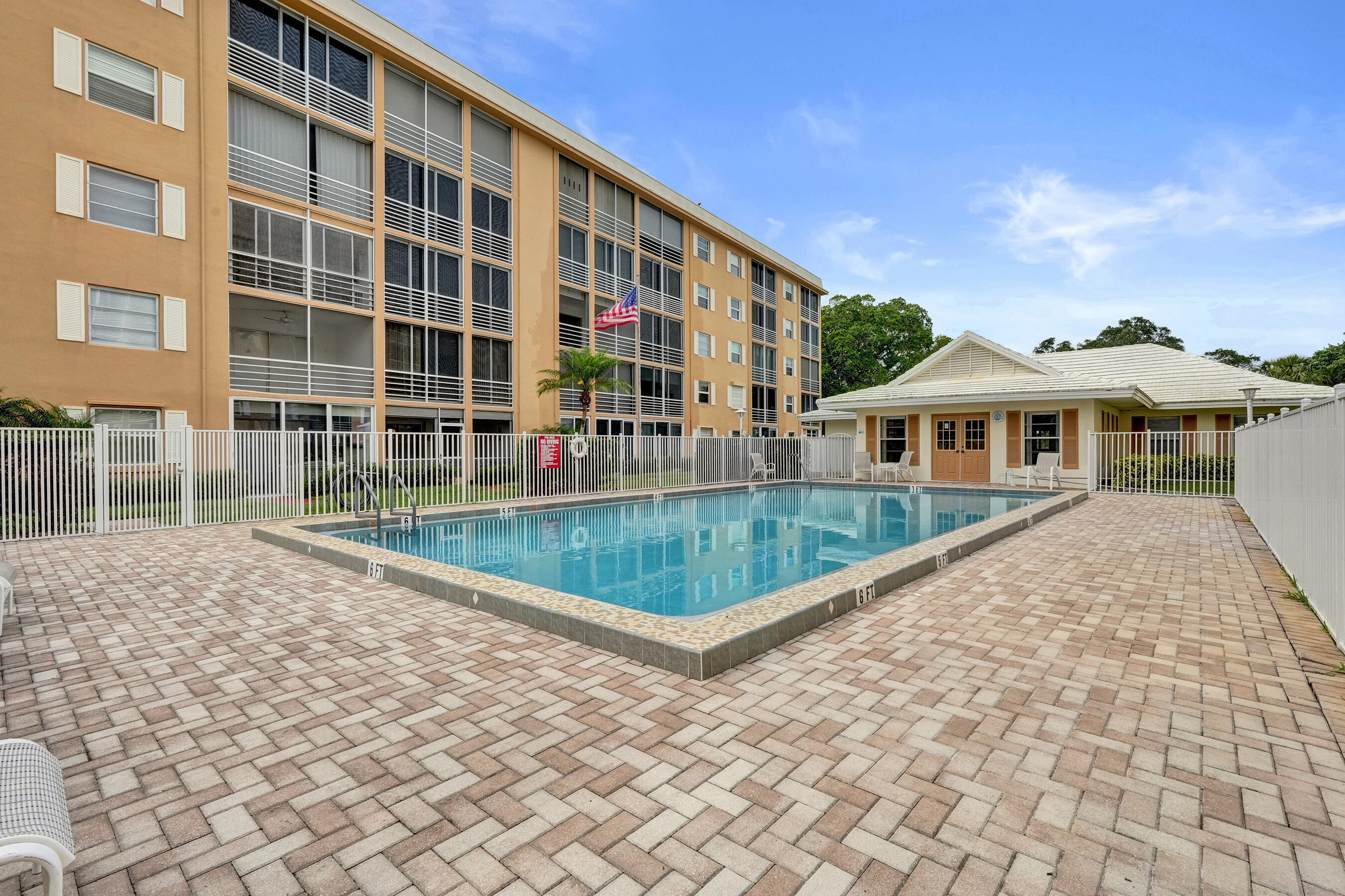 304 Golfview Road # 304, North Palm Beach FL 33408