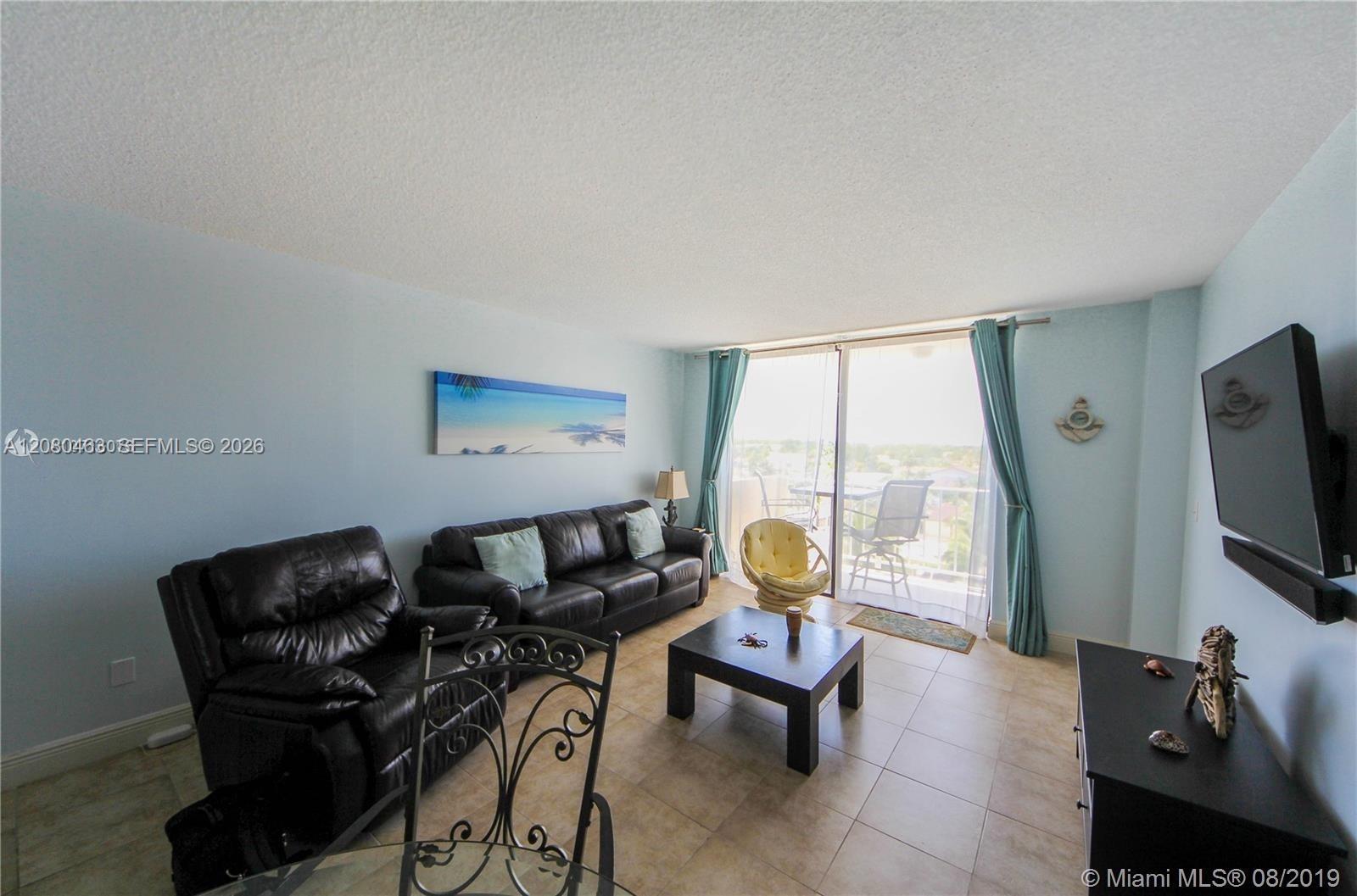 2350 NE 135th St # 507 — Photo 4