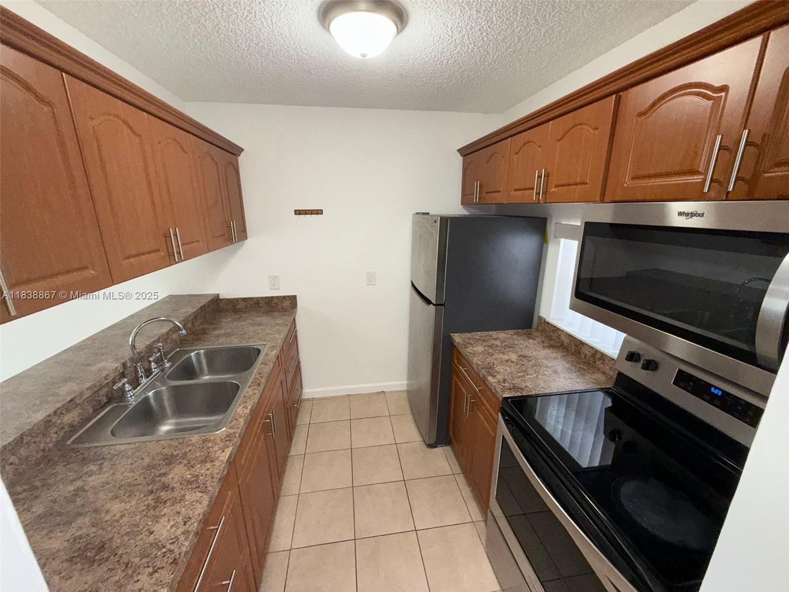 8560 N Sherman Cir # 105 — Photo 5