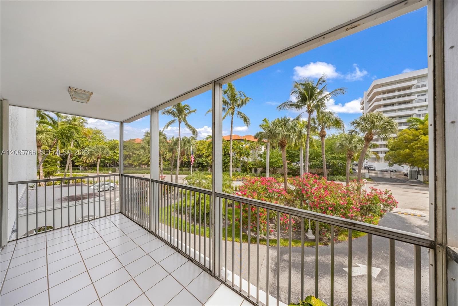 150 Ocean Lane Dr # 2H — Photo 5