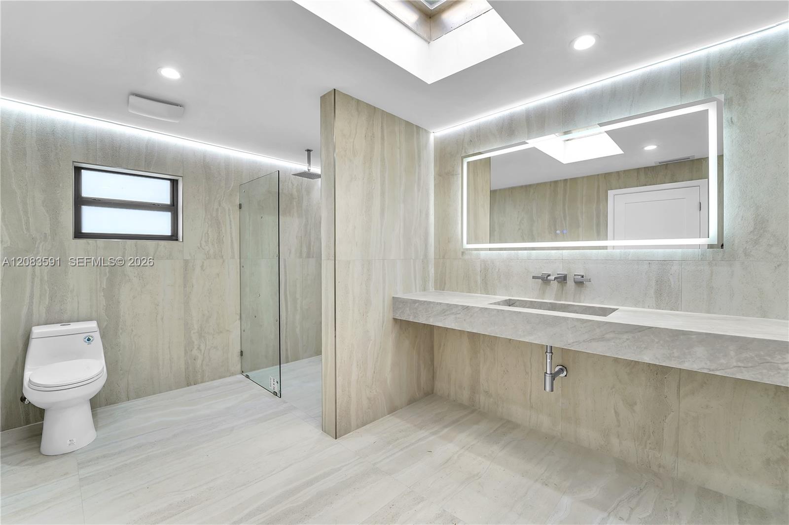 4700 SW 110th Ave — Photo 5
