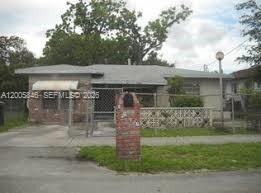 4621 SW 22nd St, West Park FL 33023