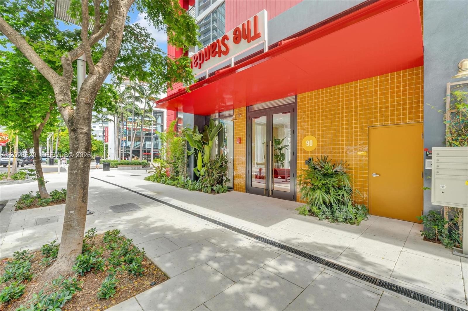 90 32nd ST # 909, Miami FL 33127