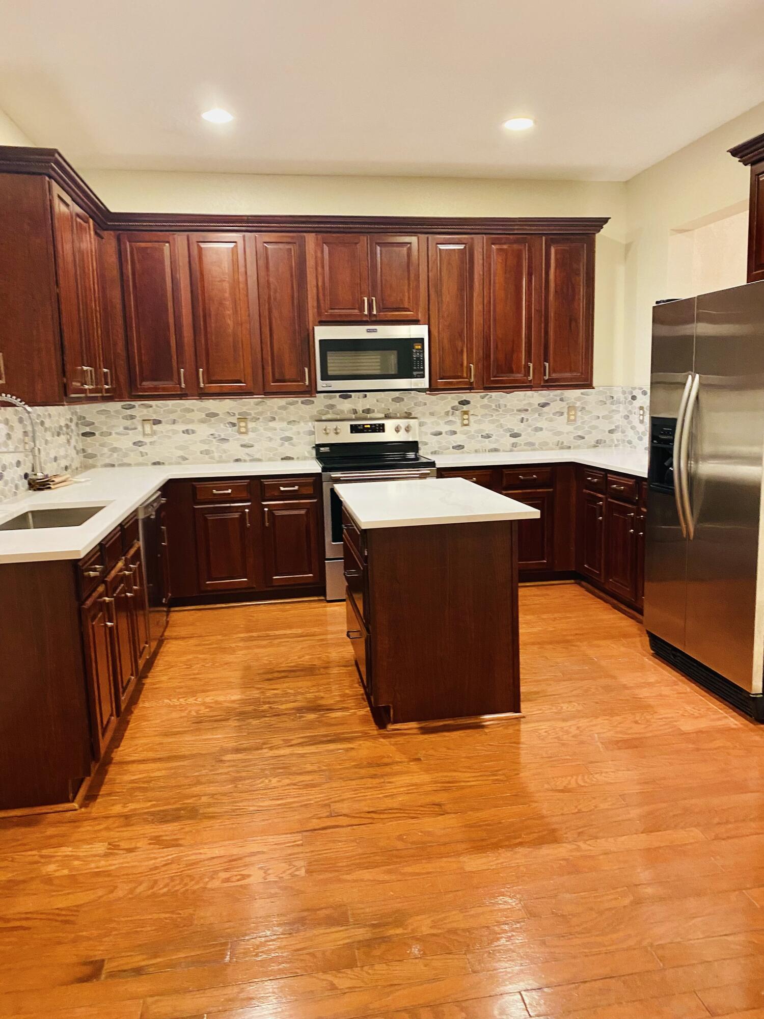 191 MULLIGAN Place — Photo 2