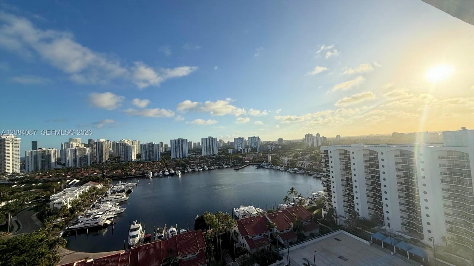 3640 Yacht Club # 1807 — Photo 2