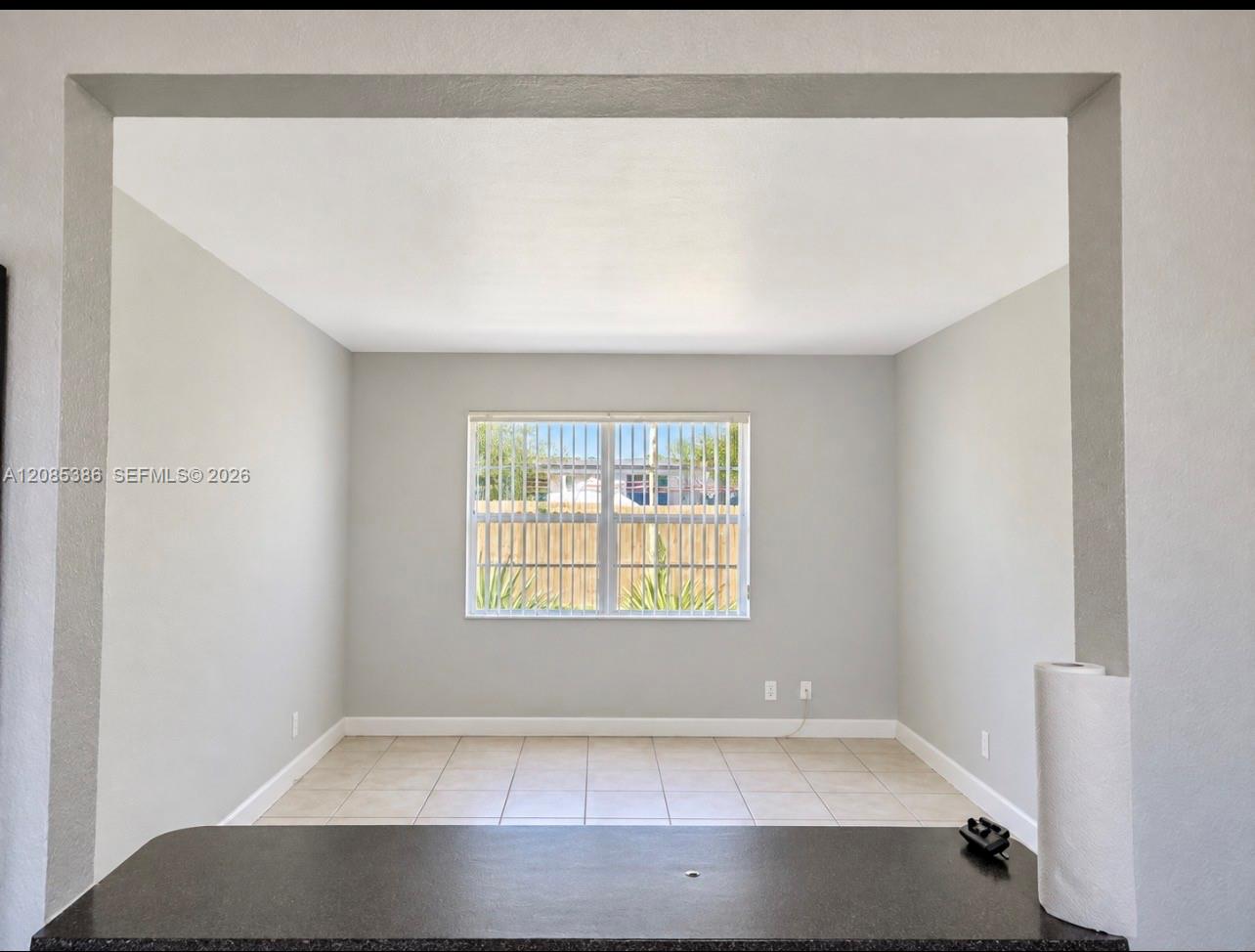 4829 NW 9th Dr # 4829 — Photo 2