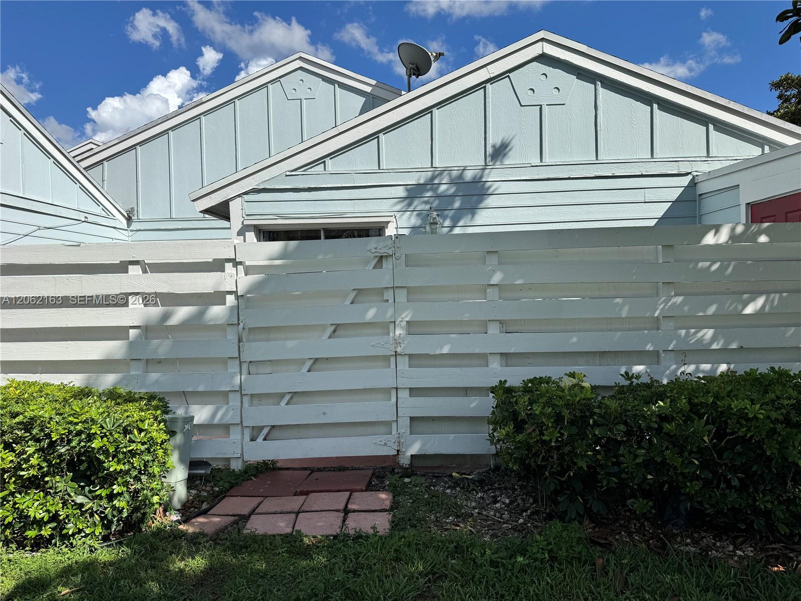 14700 SW 139th Ave # 40 — Photo 4