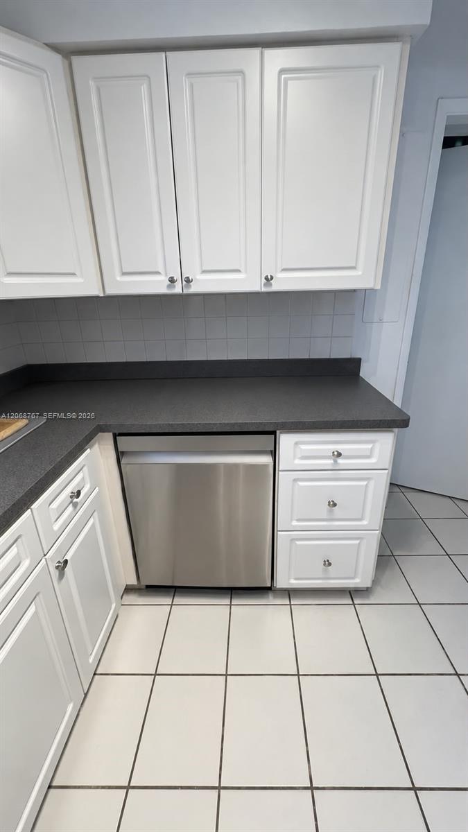 7552 Hispanola Ave — Photo 3