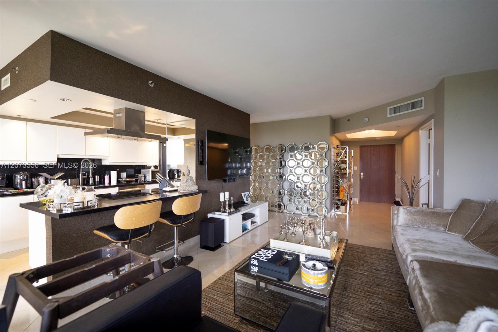 7000 Island Blvd # 608 — Photo 3