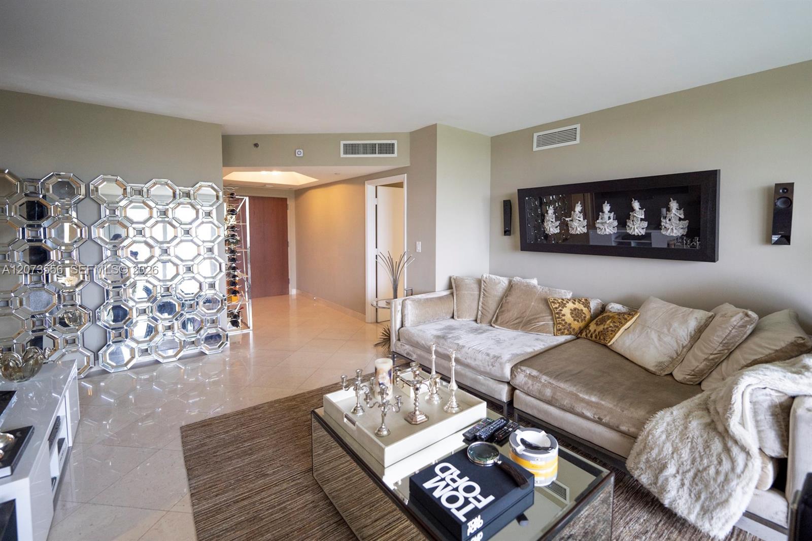 7000 Island Blvd # 608 — Photo 4