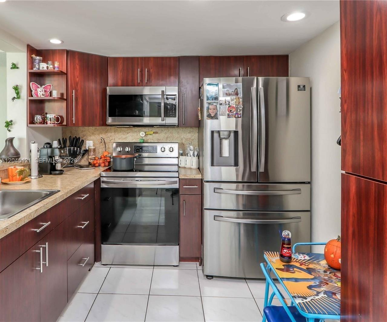 2055 SW 122nd Ave # 306 — Photo 3