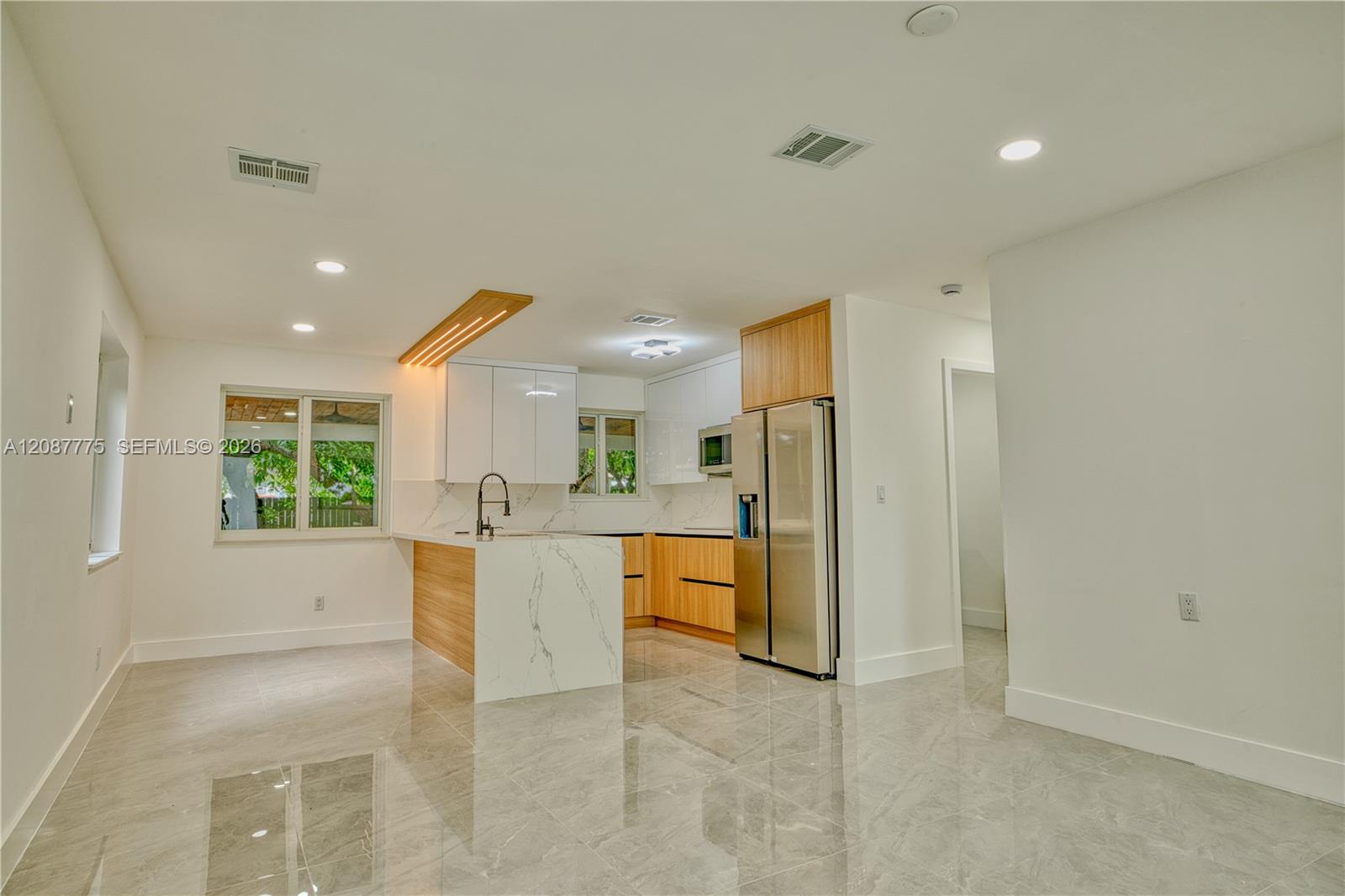 11301 SW 201st St — Photo 2