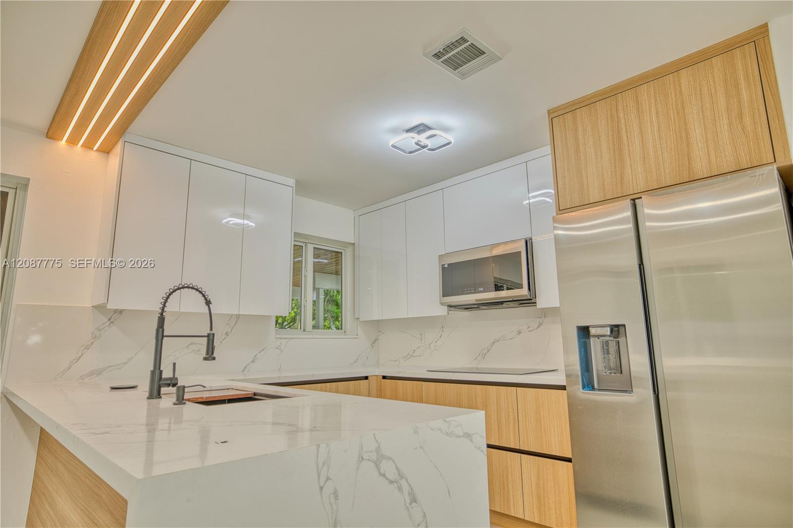 11301 SW 201st St — Photo 4