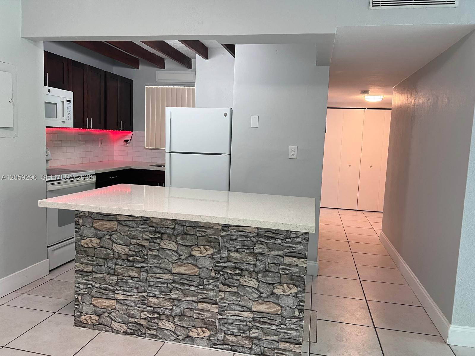 8870 Fontainebleau Blvd # 309, Miami FL 33172