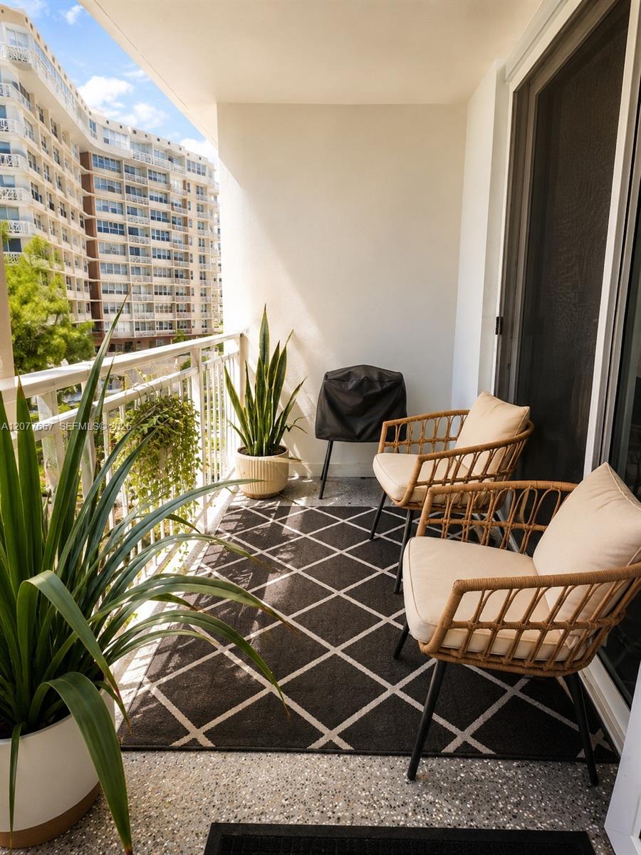 1801 S Ocean Dr # 340 — Photo 3
