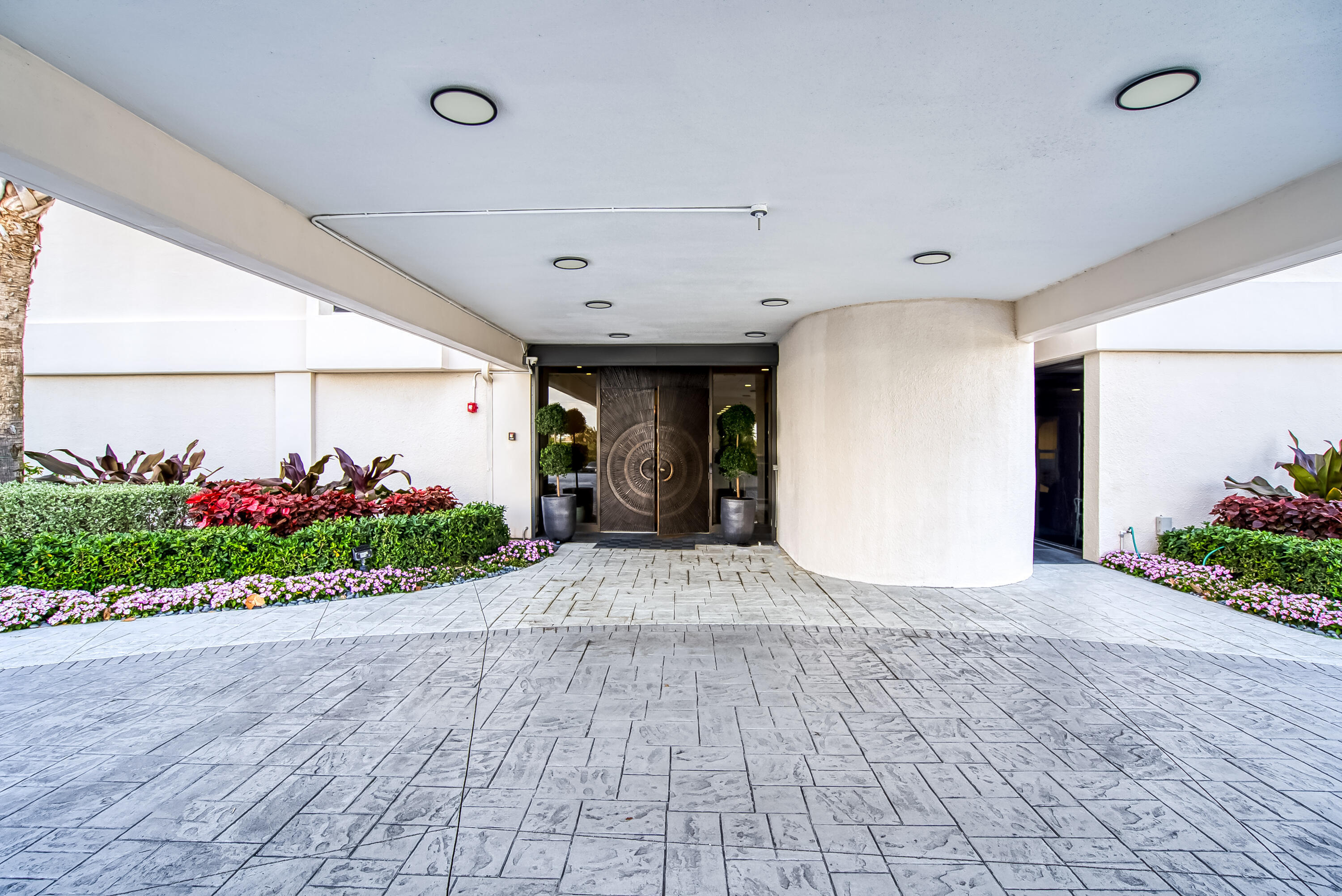 5380 N Ocean Drive # 22g — Photo 5