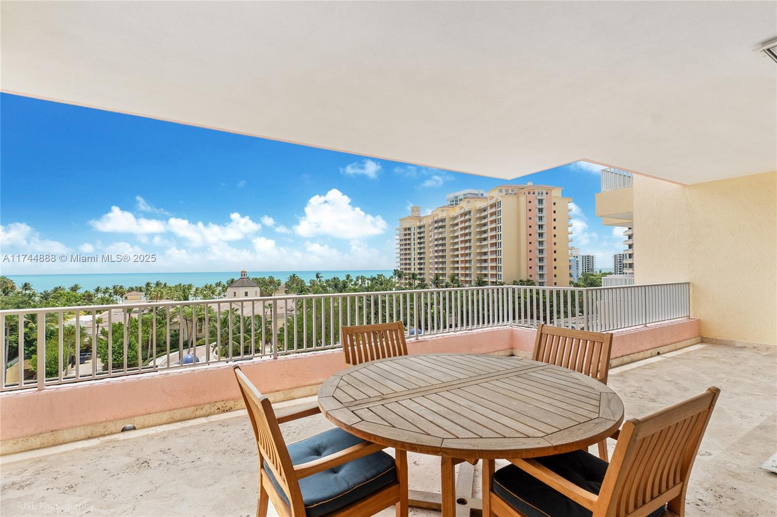 785 Crandon Blvd # 705/805, Key Biscayne FL 33149