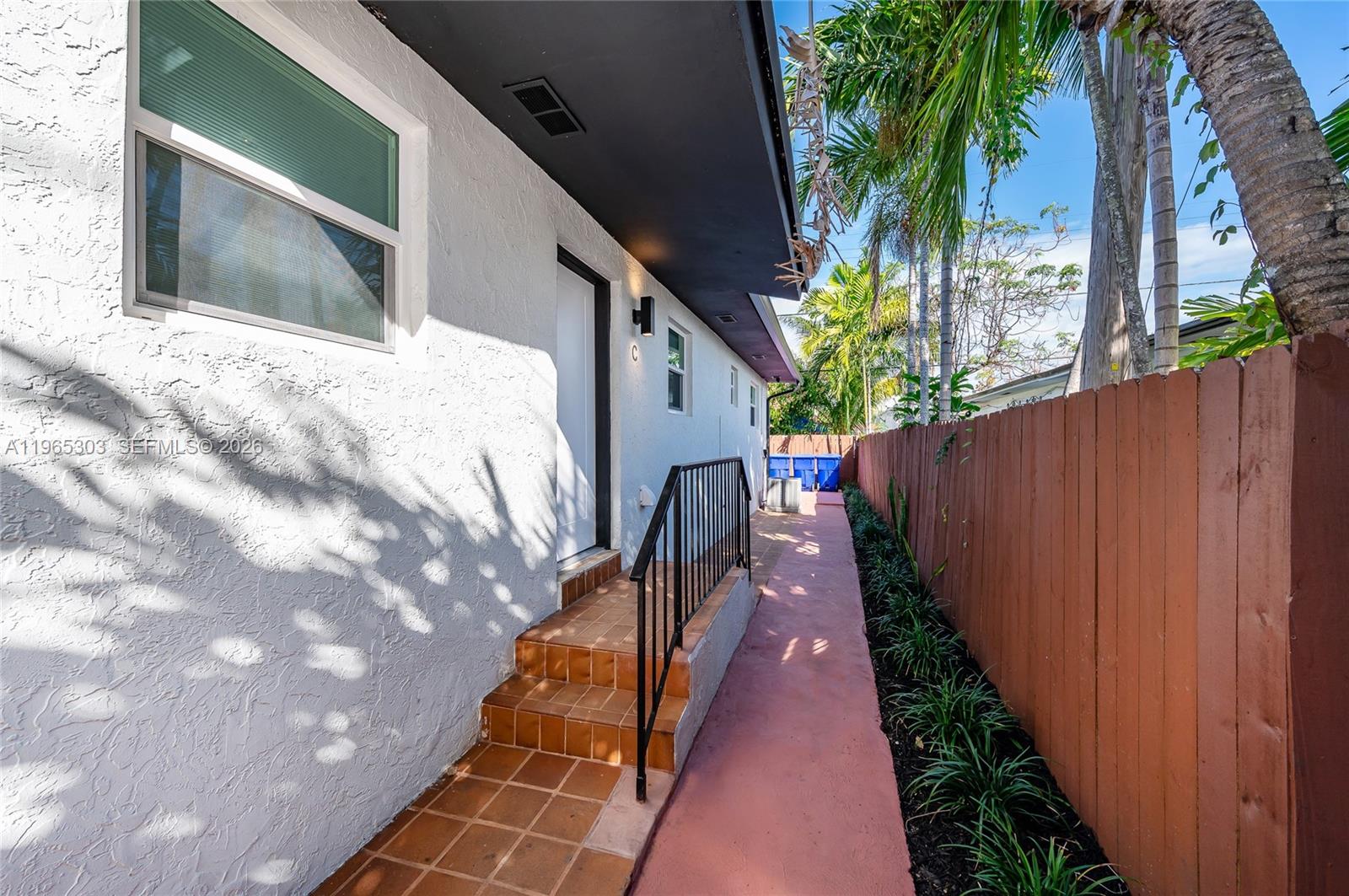 3321 NW 19th Ter # C, Miami FL 33125