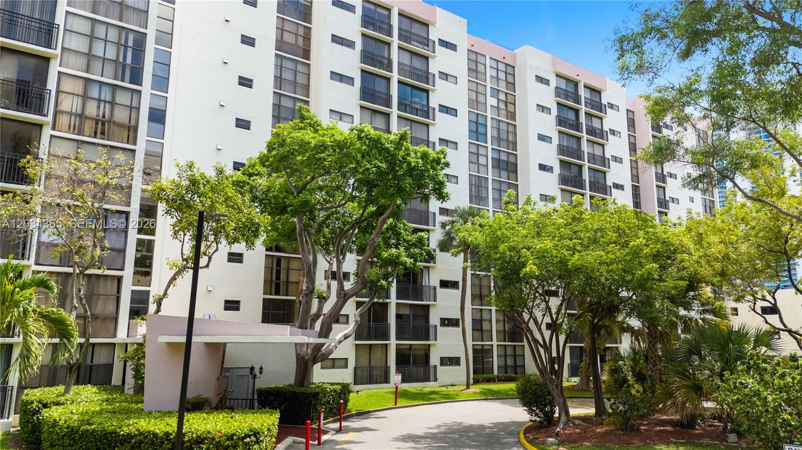 17021 N Bay Rd # 429, Sunny Isles Beach FL 33160