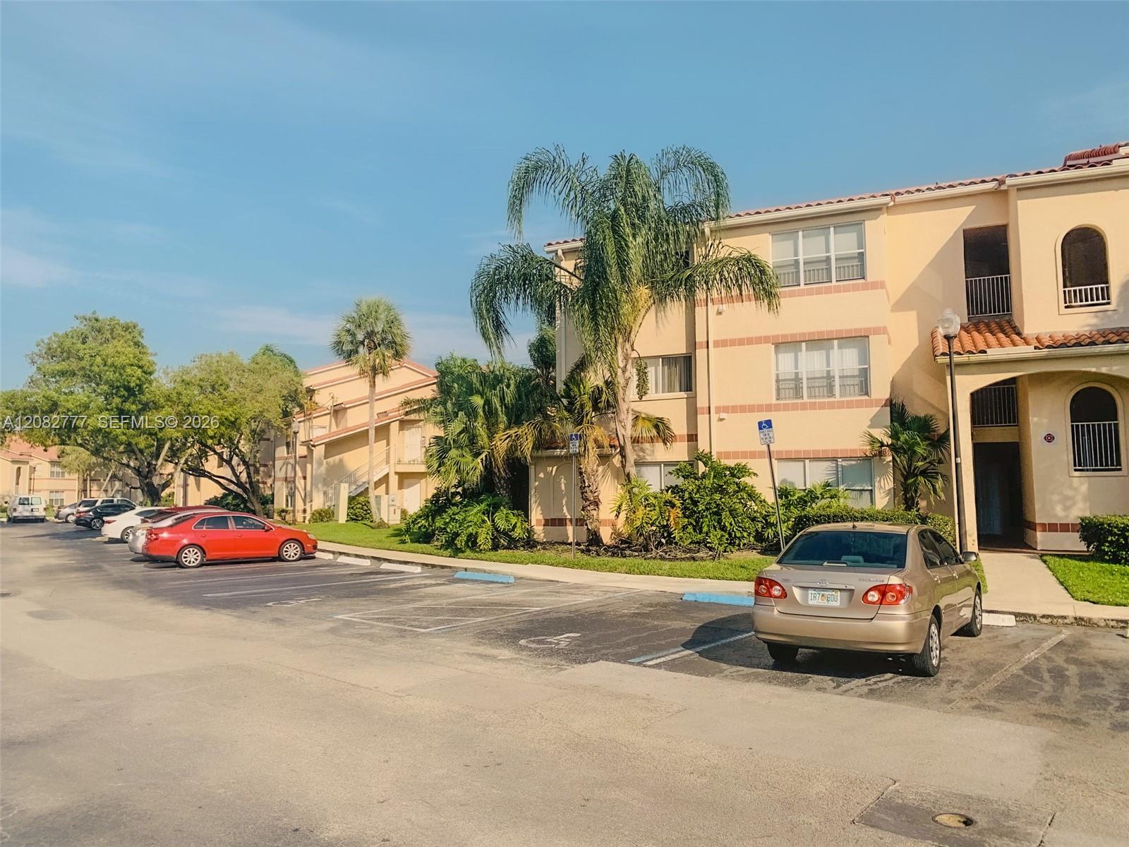 3380 N Pinewalk Dr N # 1111 — Photo 2