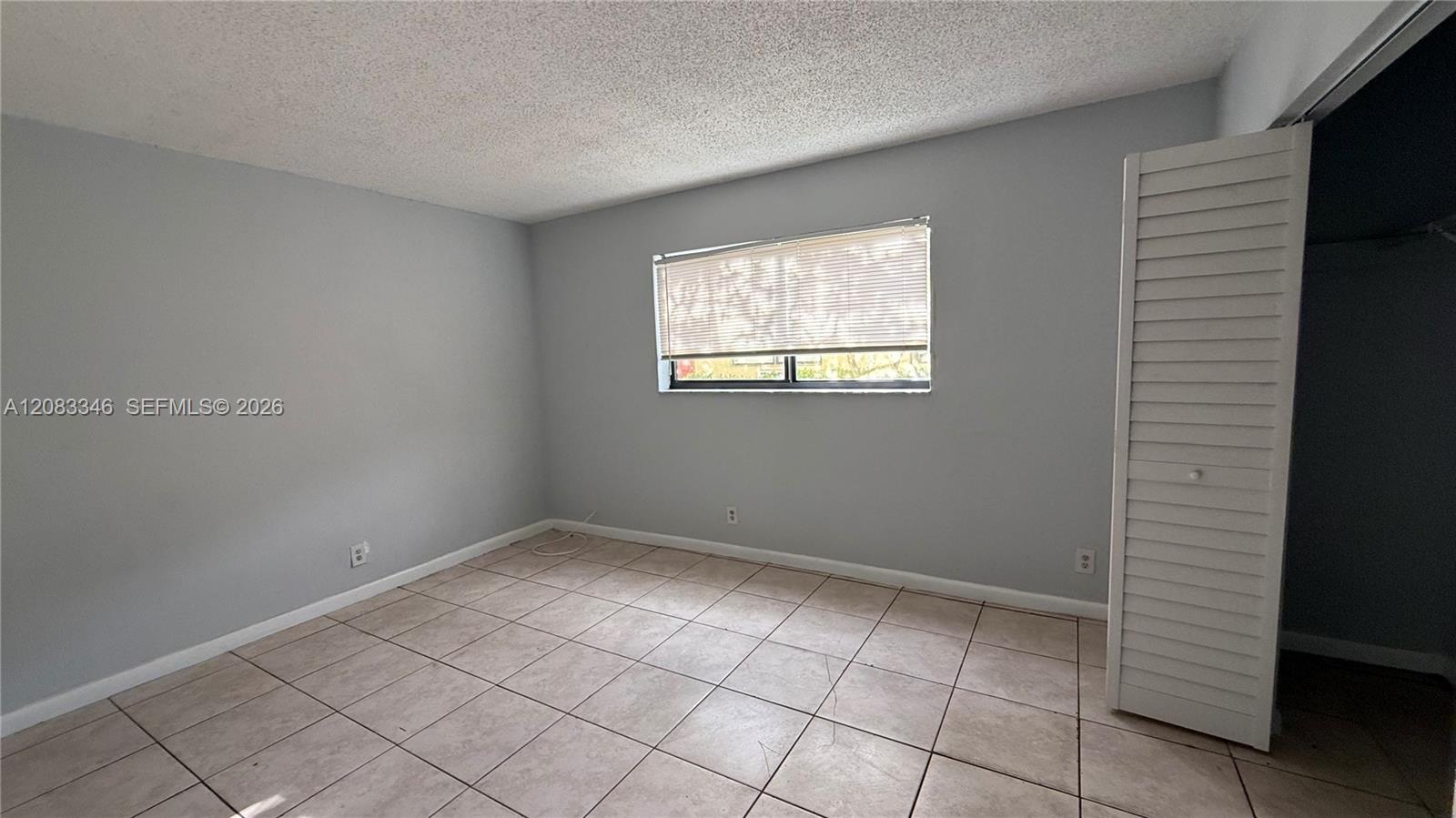 5306 NW 18th Pl # 5306 — Photo 4