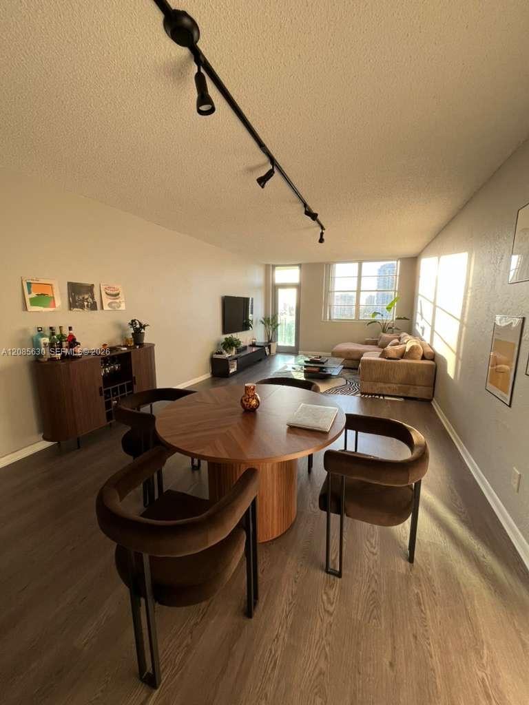19390 Collins Ave # 1217 — Photo 2