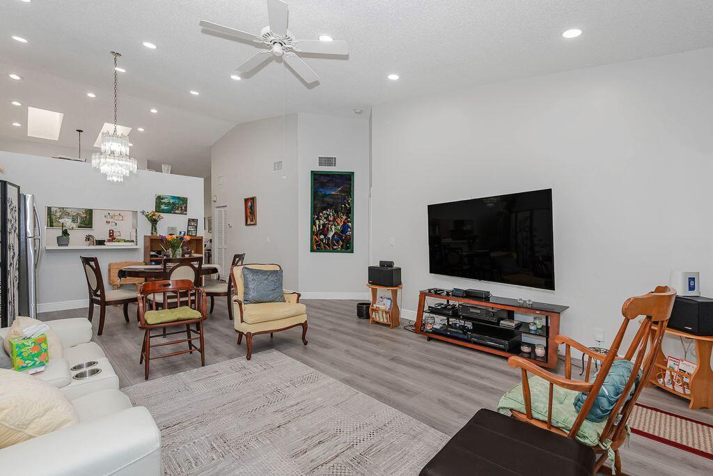 3459 Inverrary W # 3459 — Photo 4