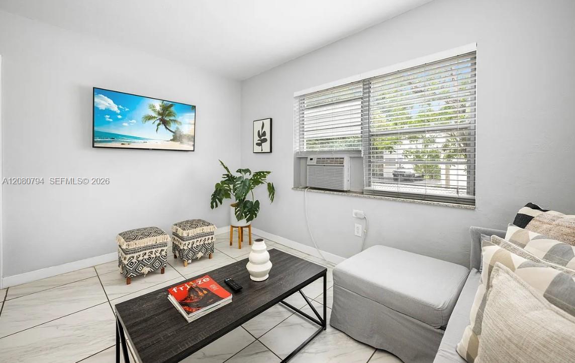 821 SW 5th St # 1 — Photo 2
