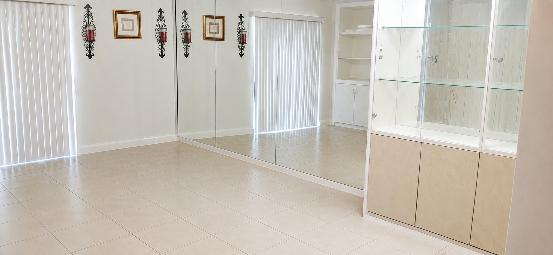 2616 GARDEN Drive N # 111 — Photo 2