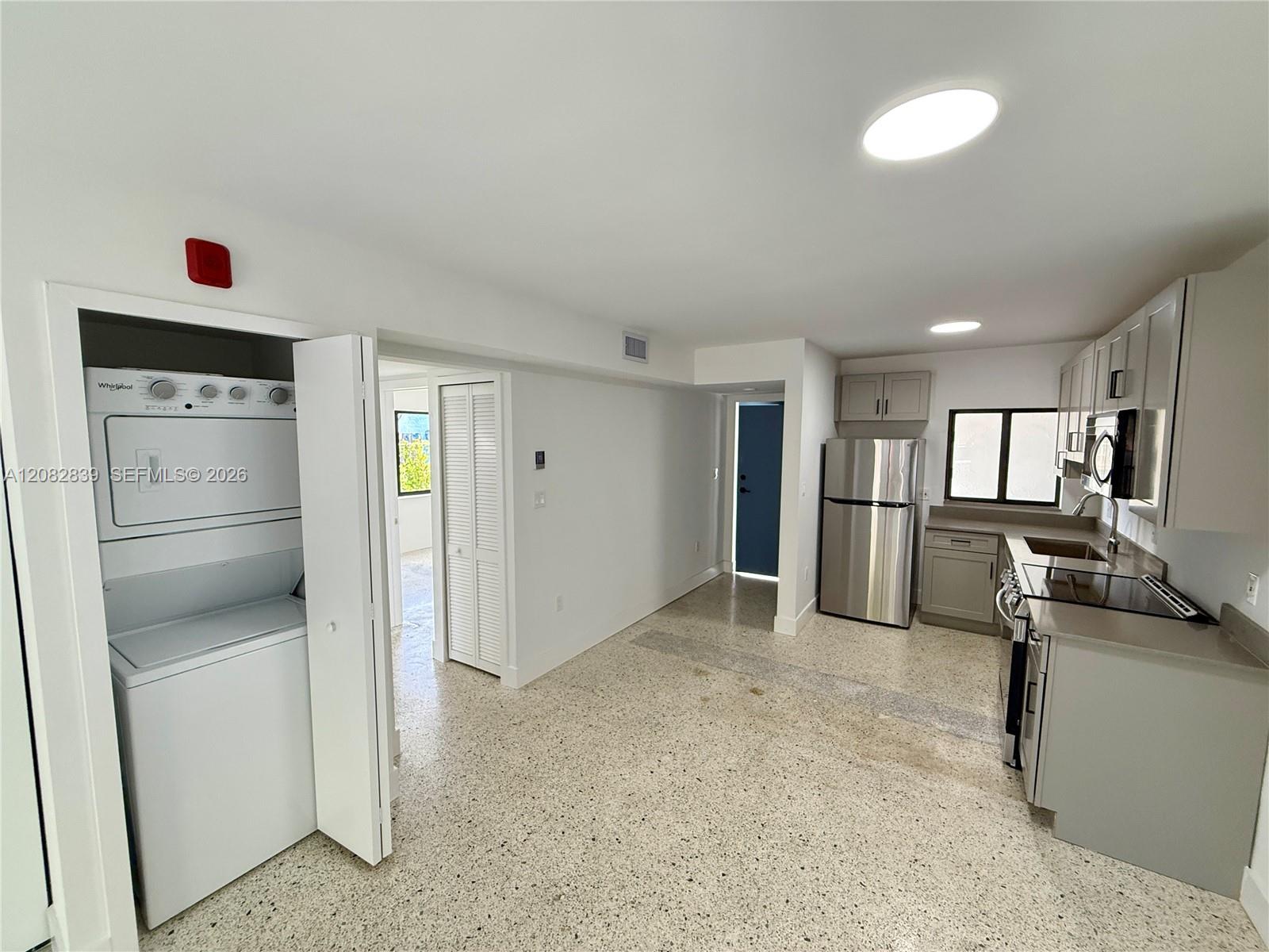 180 NE 57th St # 2 — Photo 5