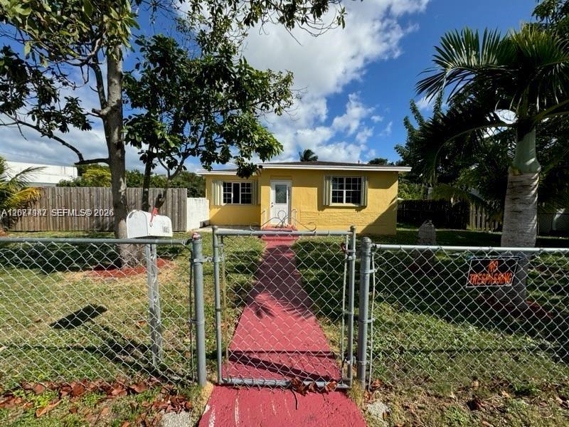 1001 S 27th Ave — Photo 3