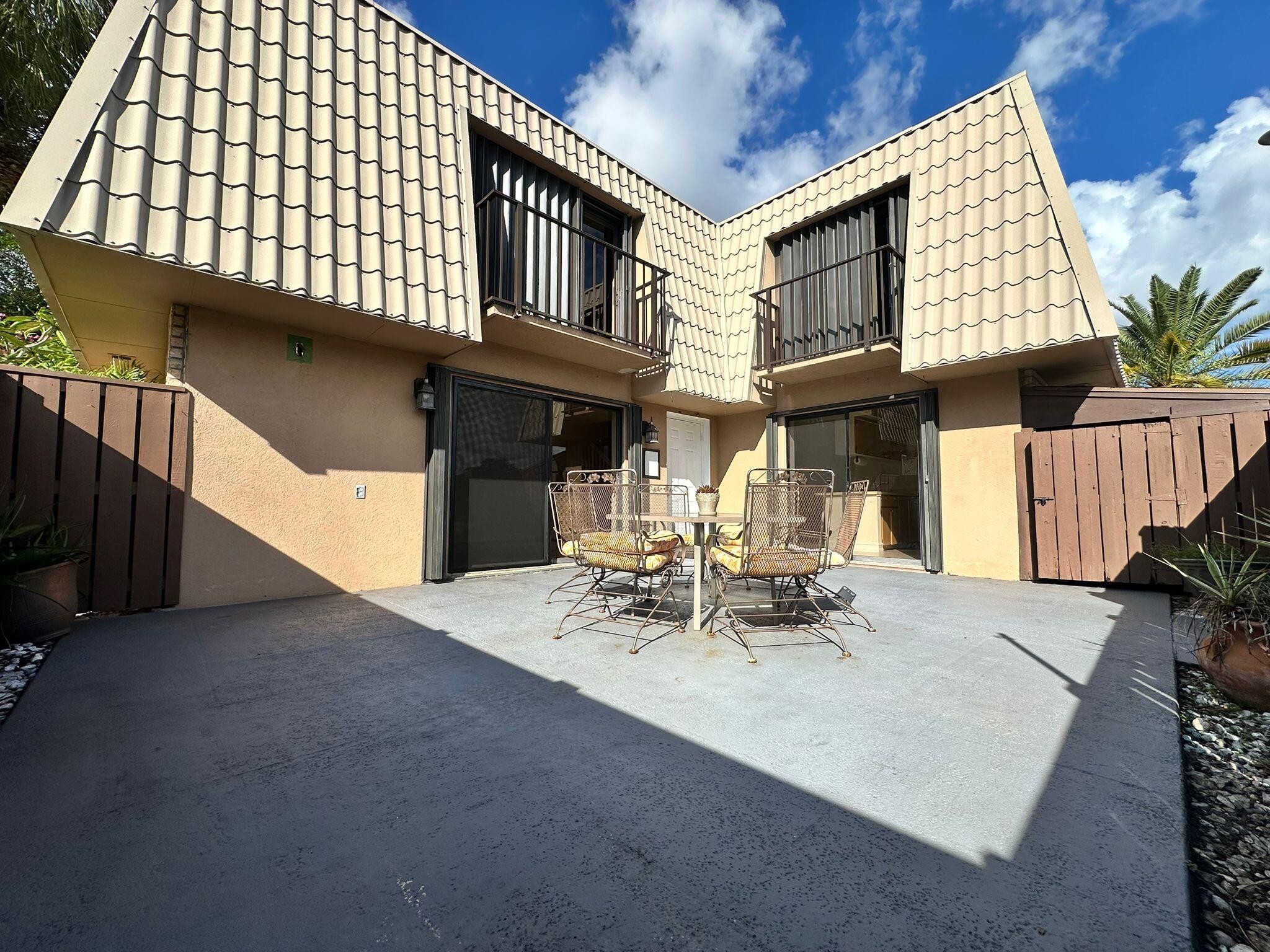 5718 57th Way, West Palm Beach FL 33409