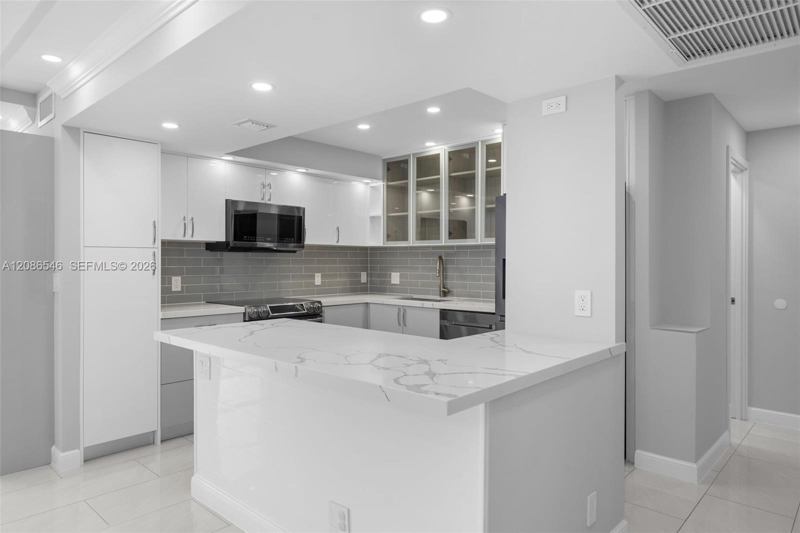 701 Three Islands Blvd # 411 — Photo 4