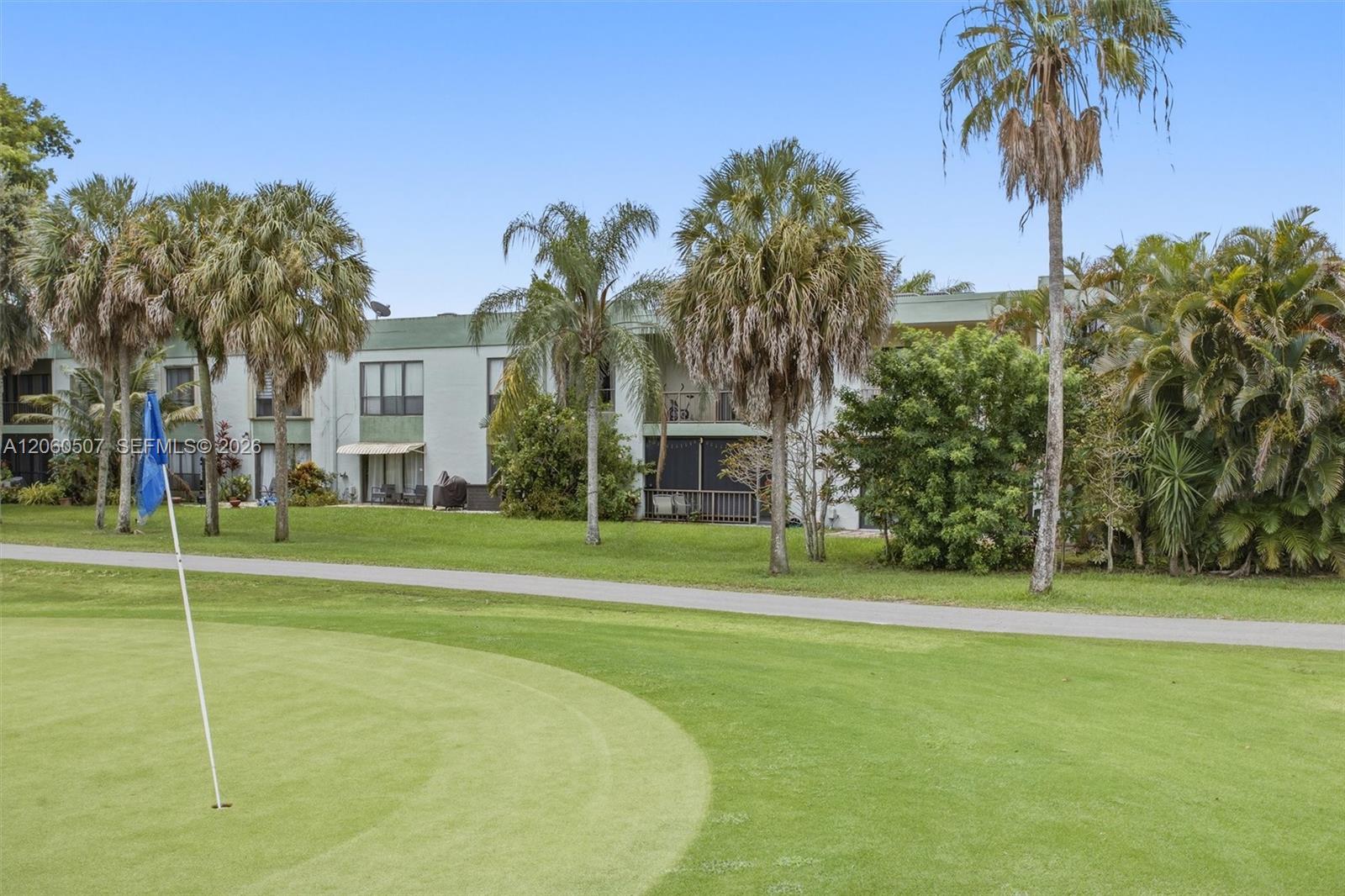 4054 N Pine Island Rd # 2B, Sunrise FL 33351