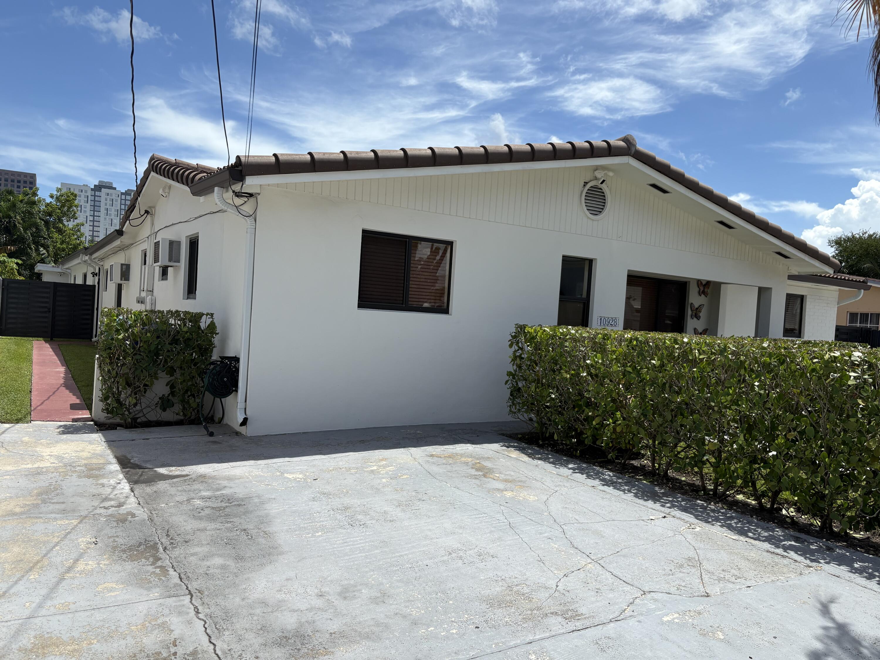 10928 SW 2nd Street, Miami FL 33174