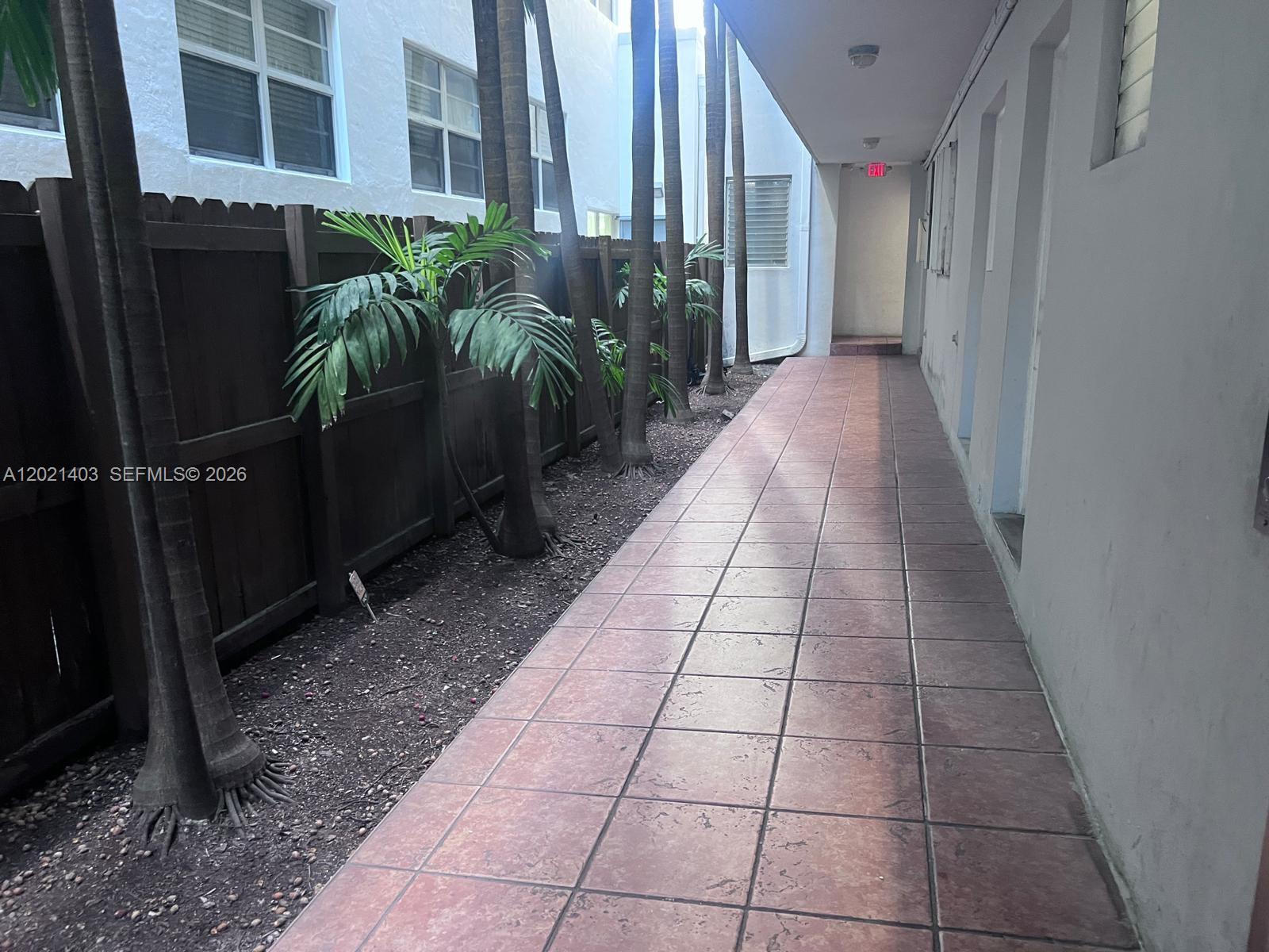528 Meridian Ave # 503, Miami Beach FL 33139