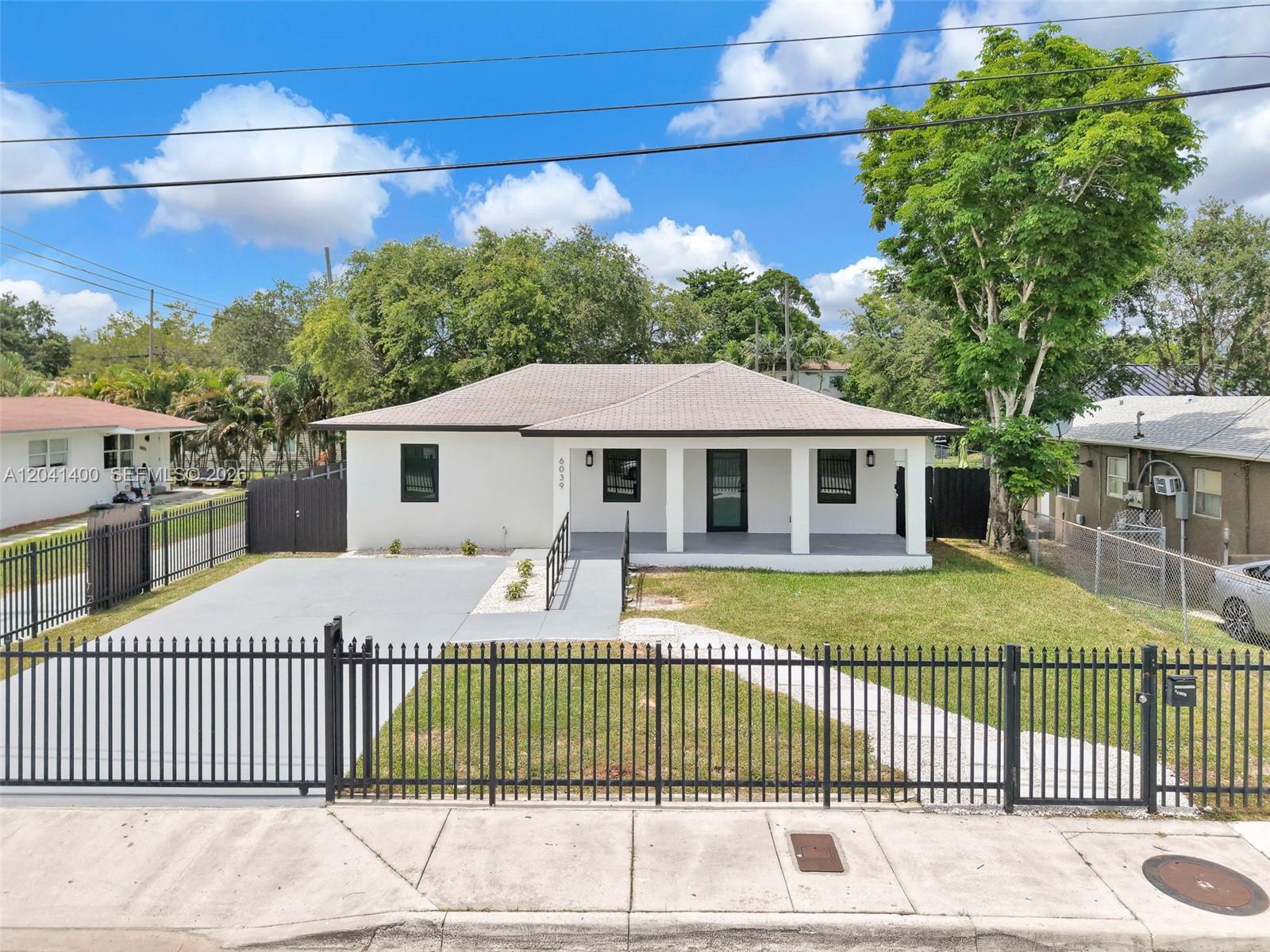 6039 SW 63rd Ter, South Miami FL 33143