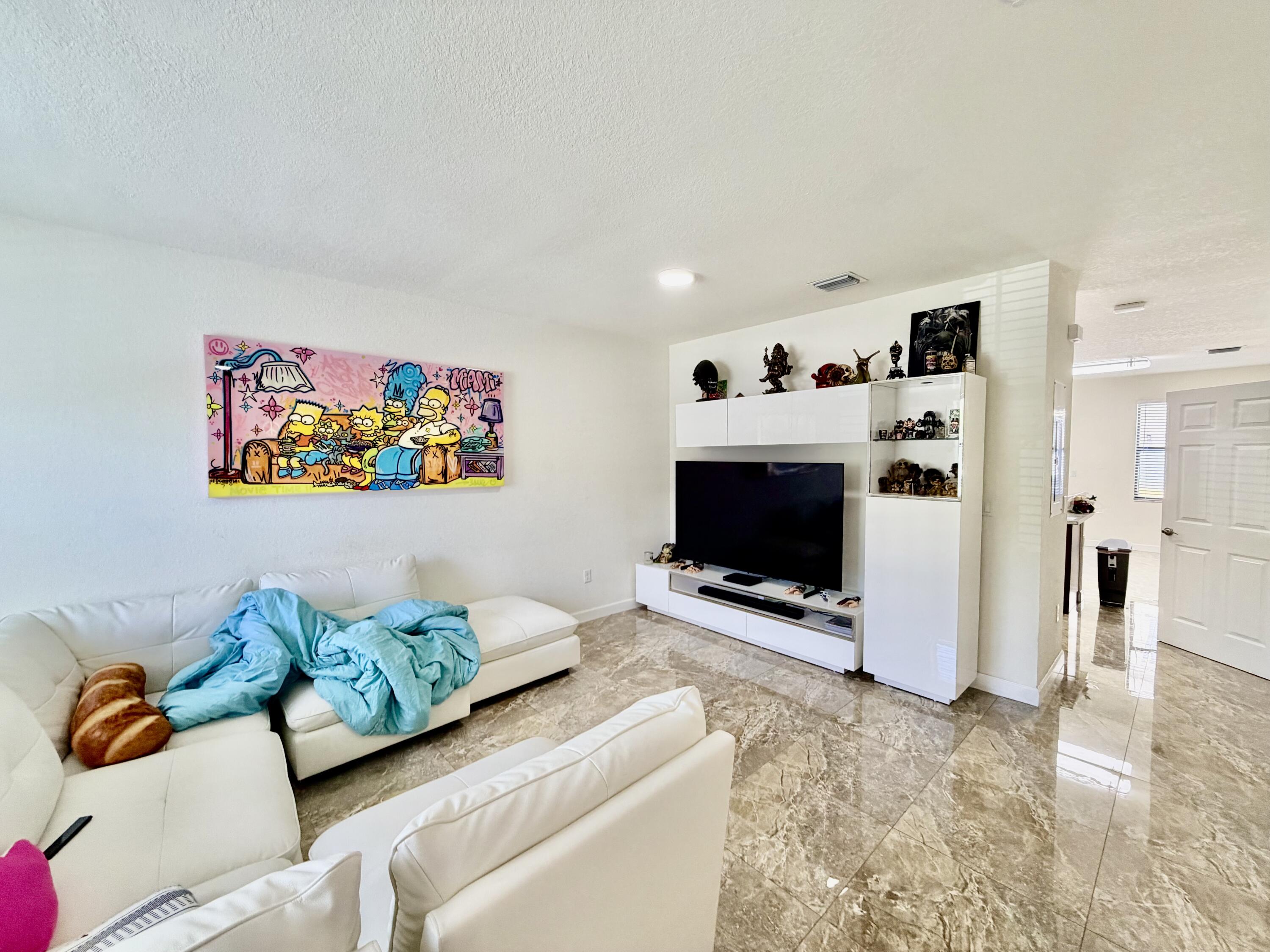 10490 W 33RD Way — Photo 4