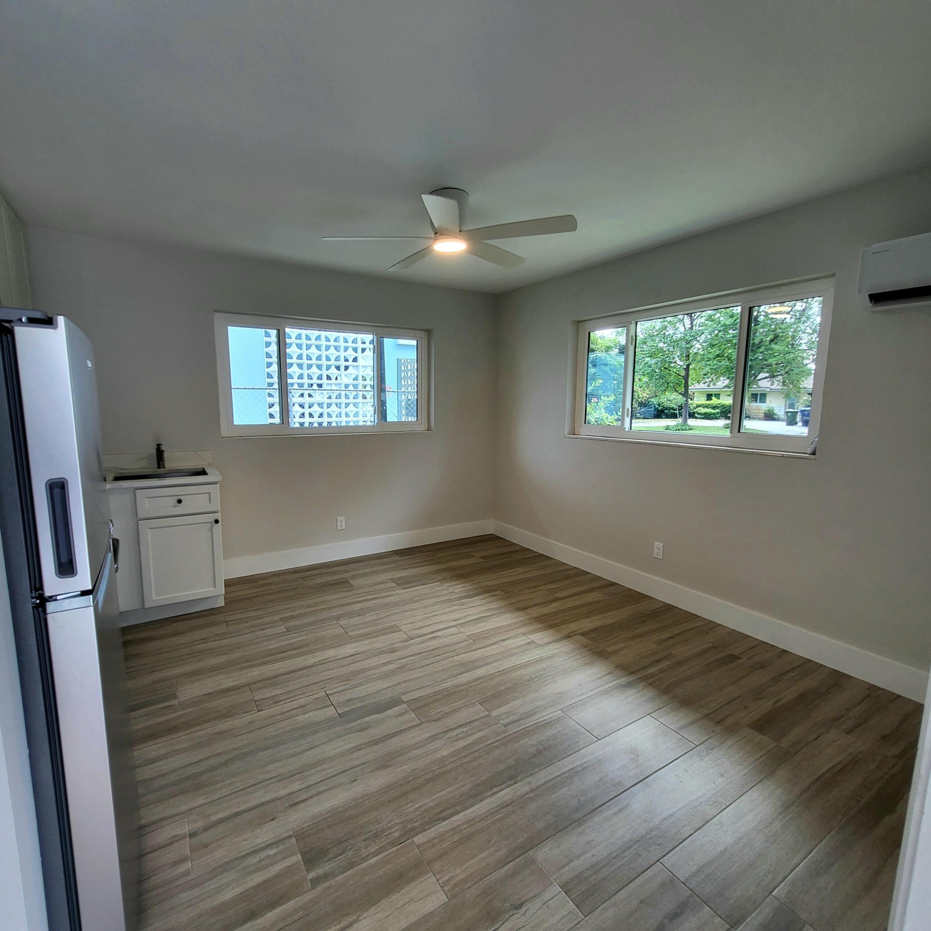 809 NW 30th Court # 809A — Photo 2