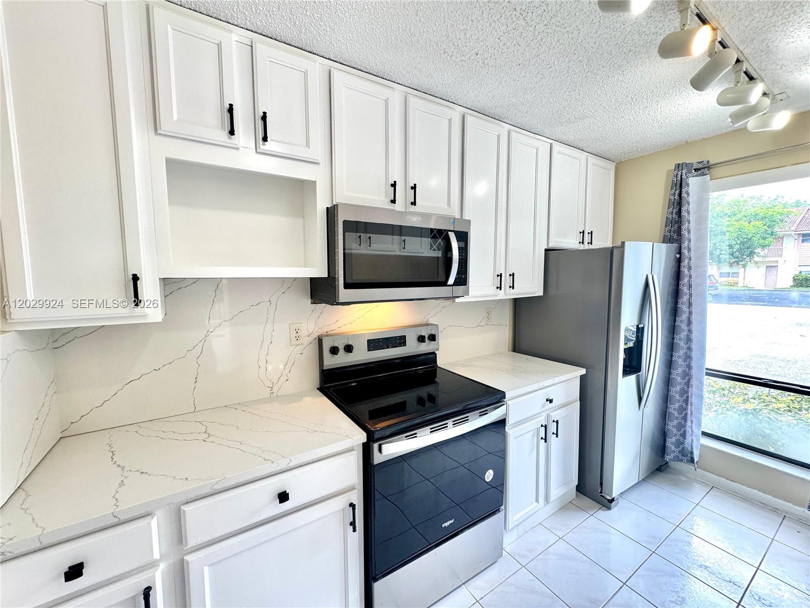 4240 NW 114th Ter # 40 — Photo 3