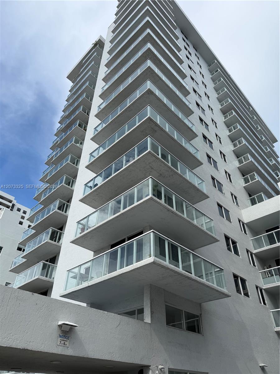 2457 Collins Ave # 1405 — Photo 2