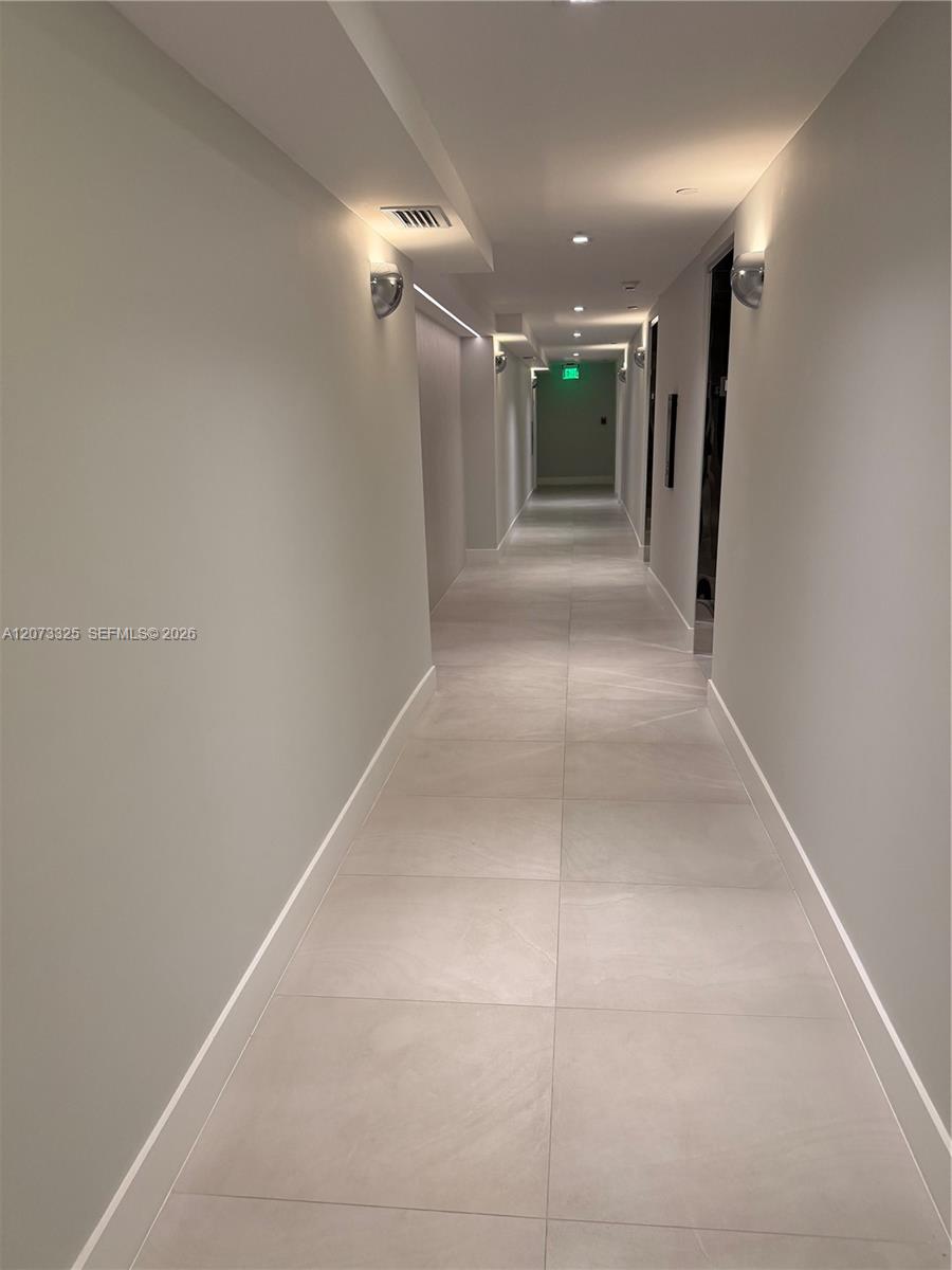 2457 Collins Ave # 1405 — Photo 3