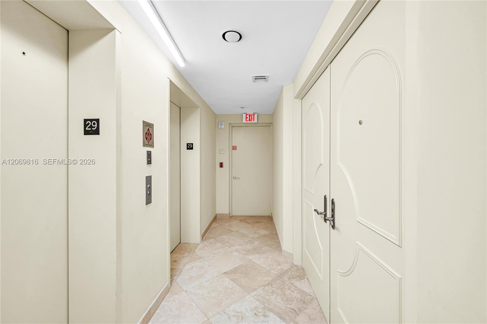 Foyer, private elevator entry