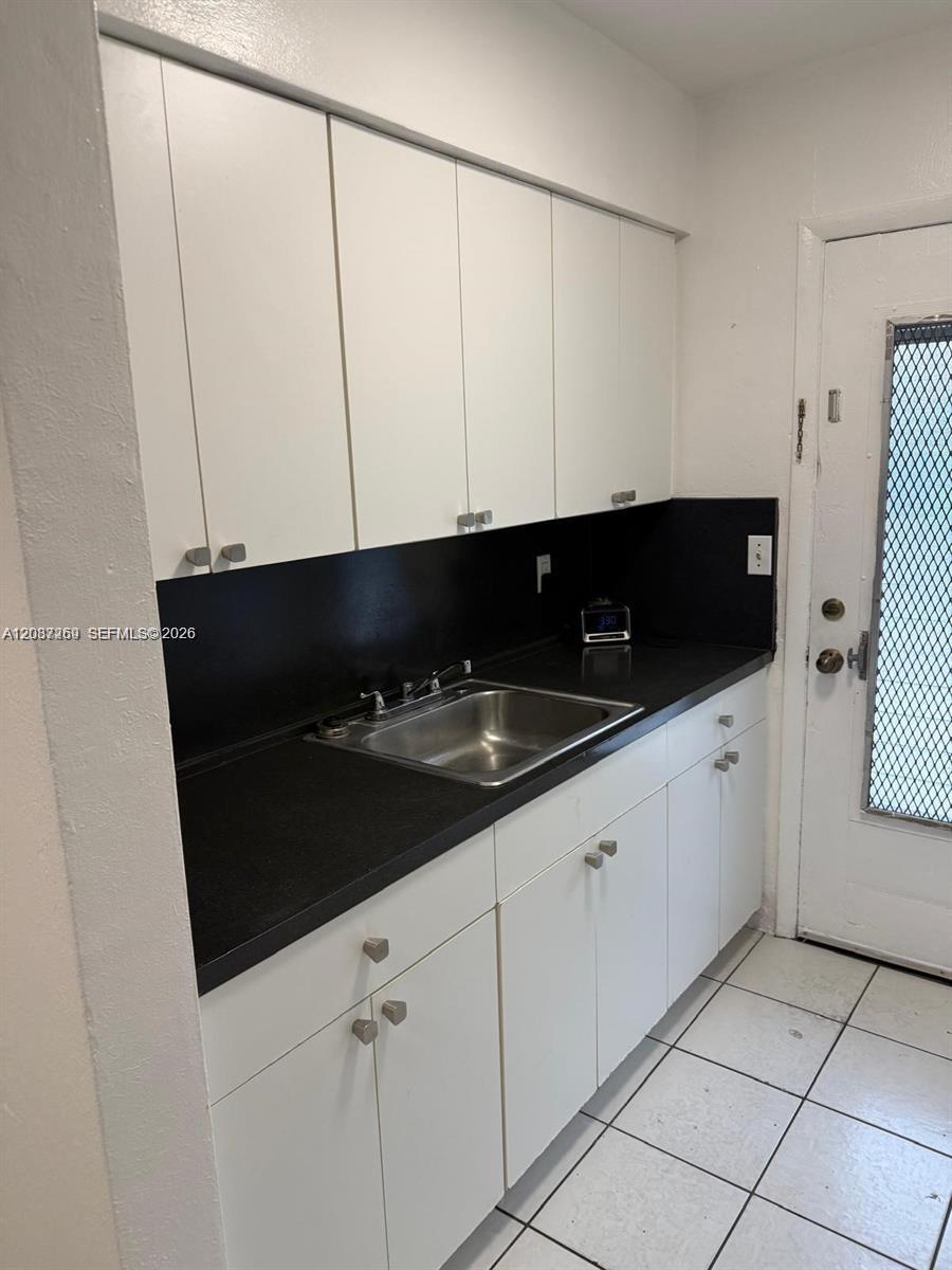 16851 NE 18th Ave # 106 — Photo 3