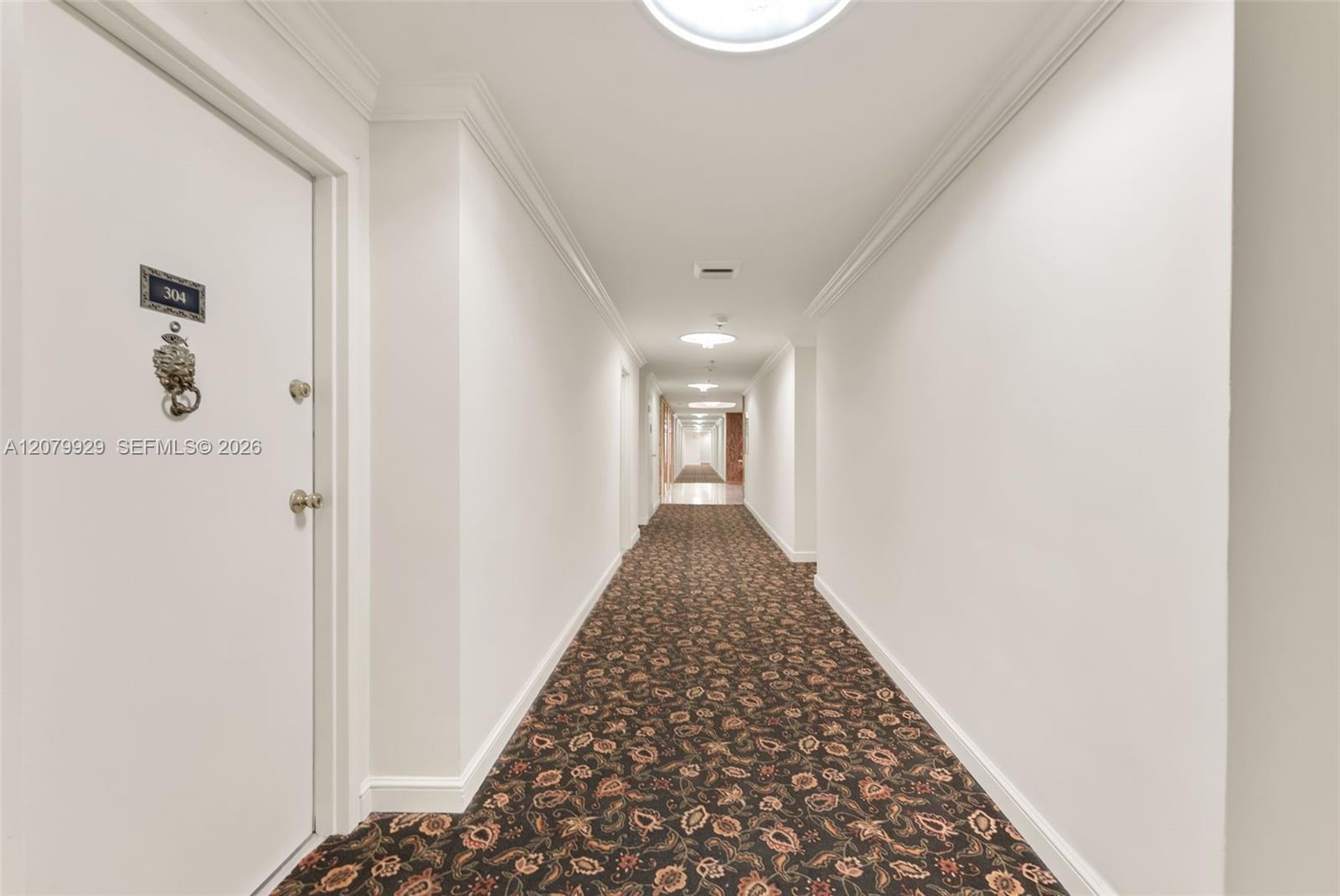 700 Biltmore Way # 304 — Photo 3