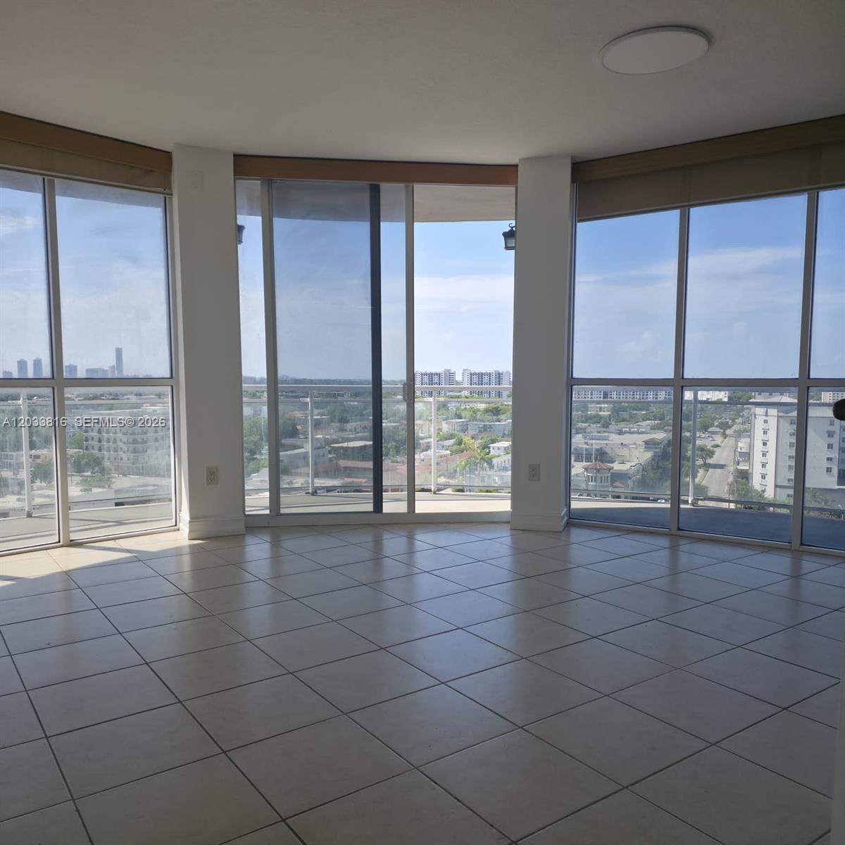 1 Glen Royal Pkwy # 1202, Miami FL 33125