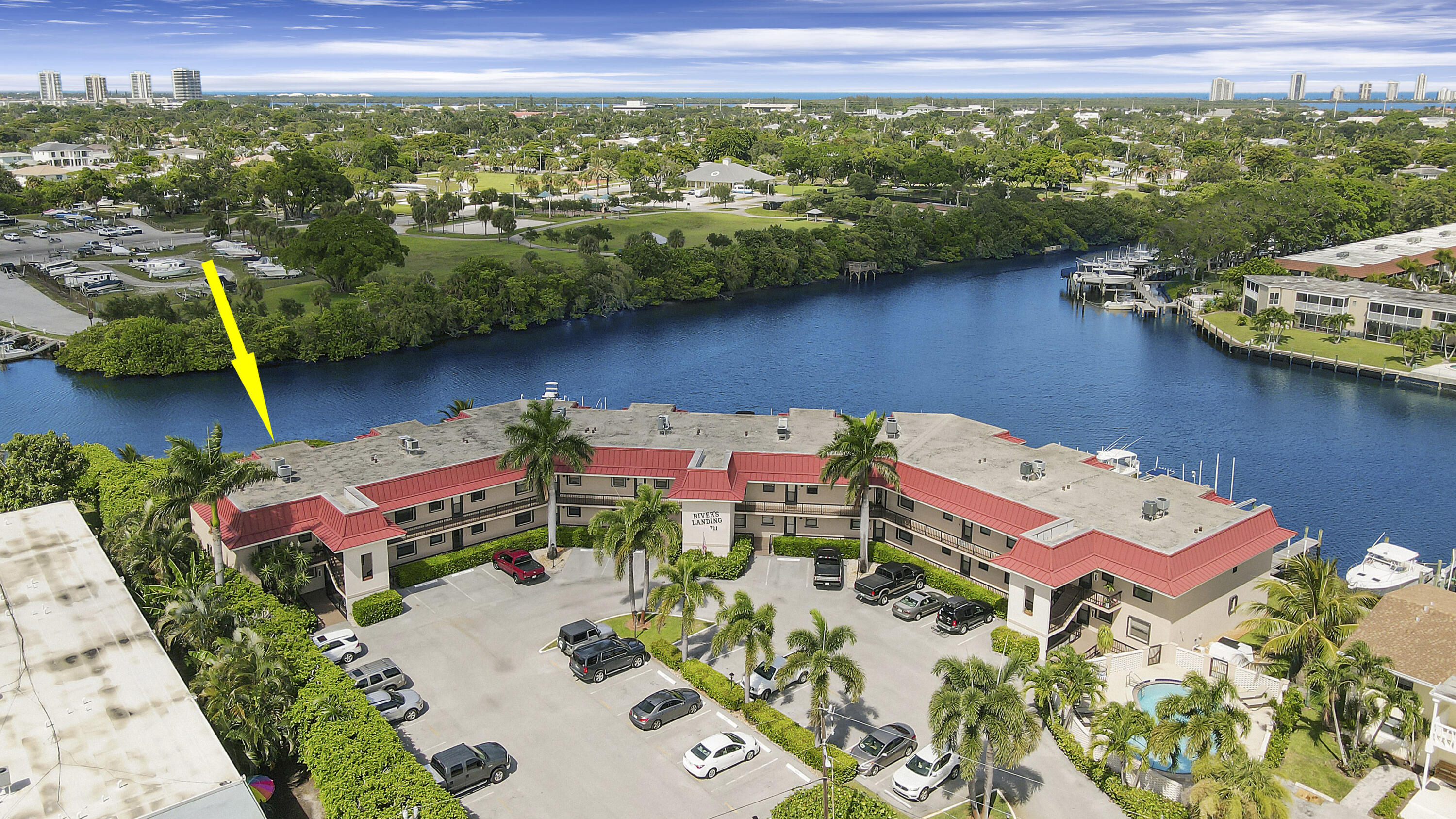711 Hummingbird Way # 201, North Palm Beach FL 33408