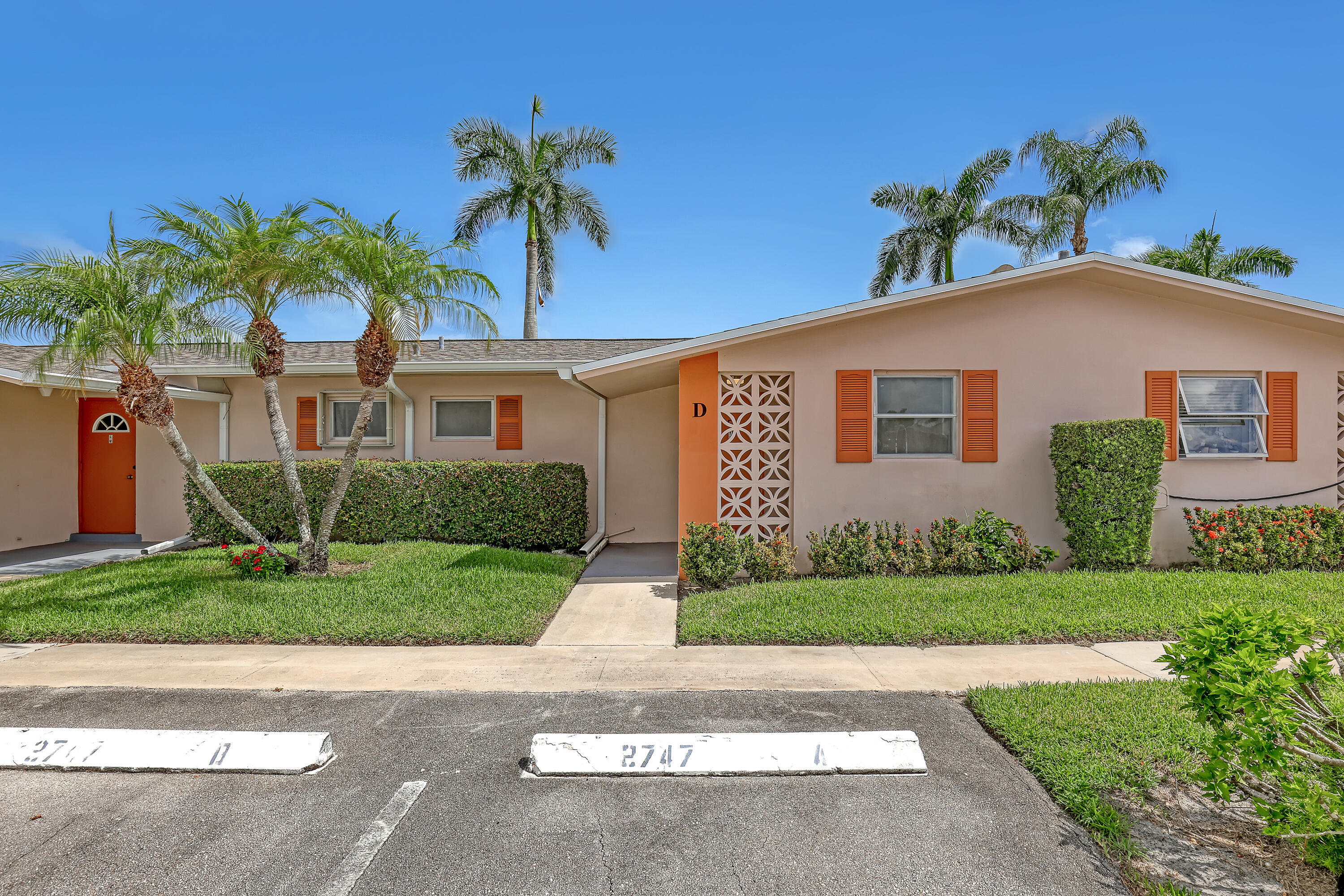 2747 E Dudley Dr Drive E # D, West Palm Beach FL 33415