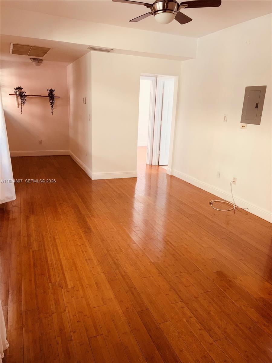 4812 Pine Tree Dr # 205 — Photo 5