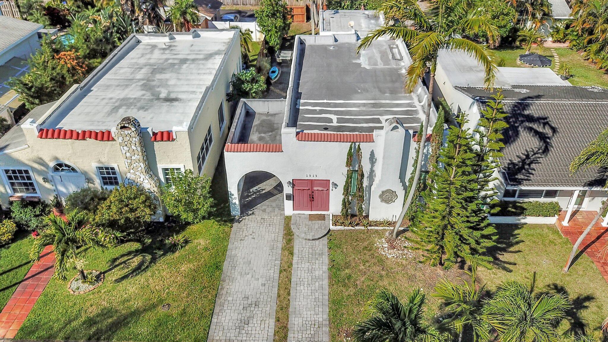 1513 Adams Street, Hollywood FL 33020